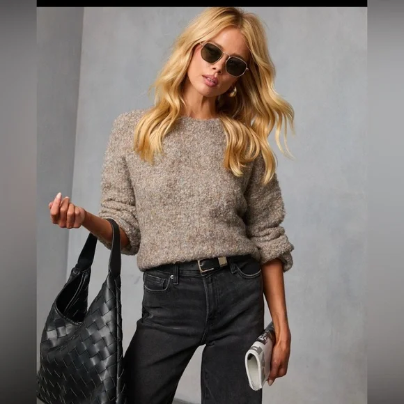 Vici - Crew Neck Sweater - Picture 5 of 8